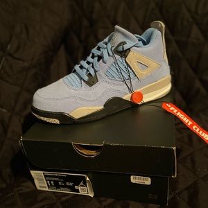 Jordan 4s university blue size 1.5Y